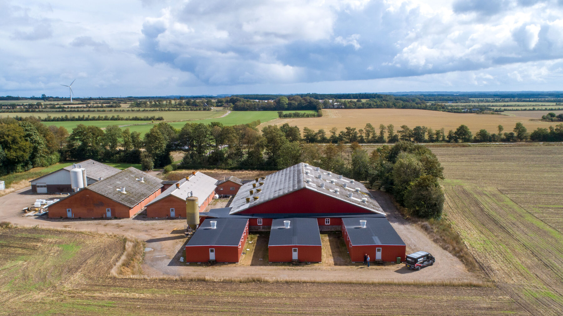 Danbox Agro stall utifrån på gården